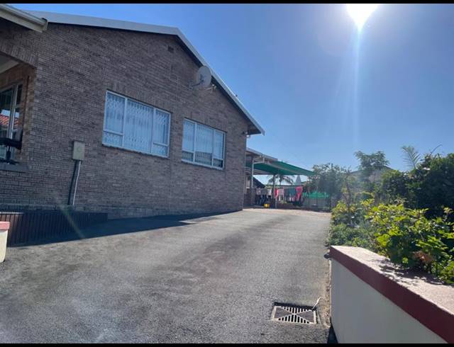 5 BEDROOM HOUSE FOR SALE IN BUFFELS BOSCH